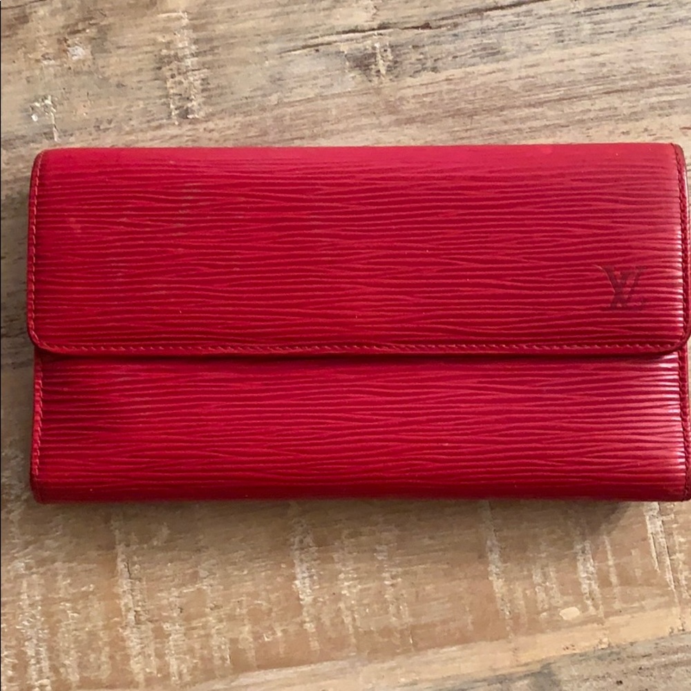 Authentic Louis Vuitton Tresor Red Epi Wallet